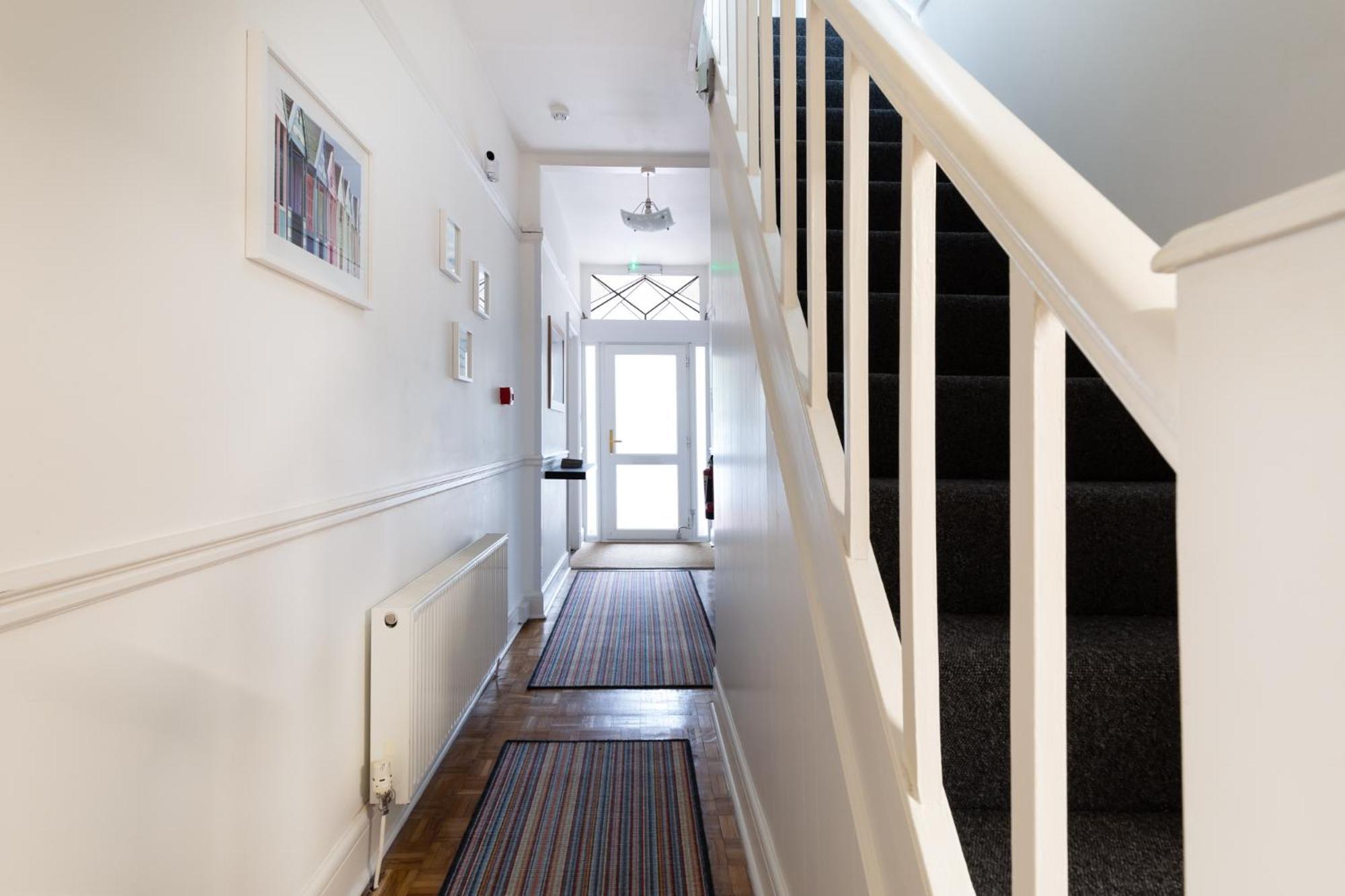 Oasis House Hotel Falmouth Exterior photo
